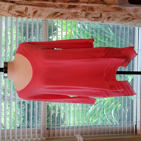 LOGO Instant Chic - Picture 1 of 10